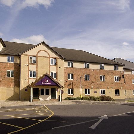 Premier Inn Slough Exterior foto