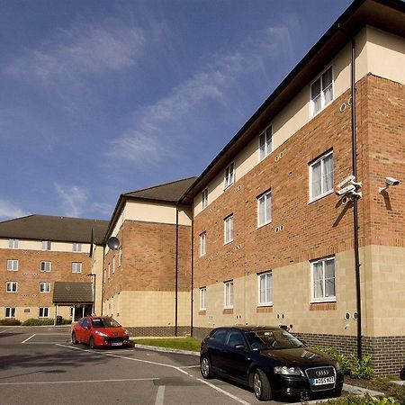 Premier Inn Slough Exterior foto